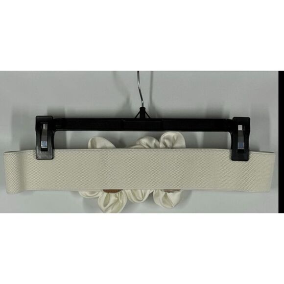 Satin floral wide elastic stretch Belt - Picture 2 of 5